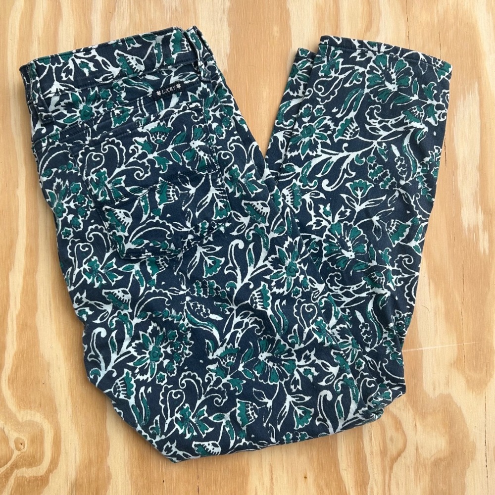 Lucky Brand Capri Women 12/31 Navy Teal Charlie Capri Floral Paisley Jeans